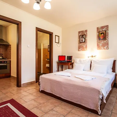 Oszter-haz 아파트 *